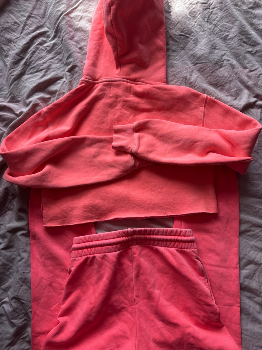Tna by aritzia Coral Pink Cropped Hoodie Jogger Set XS Cozy Fleece - Picture 13 of 14